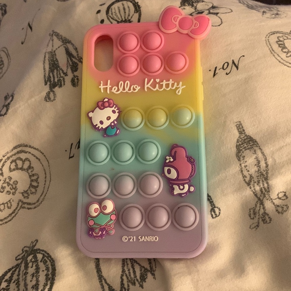 Hello kitty cell phone case!